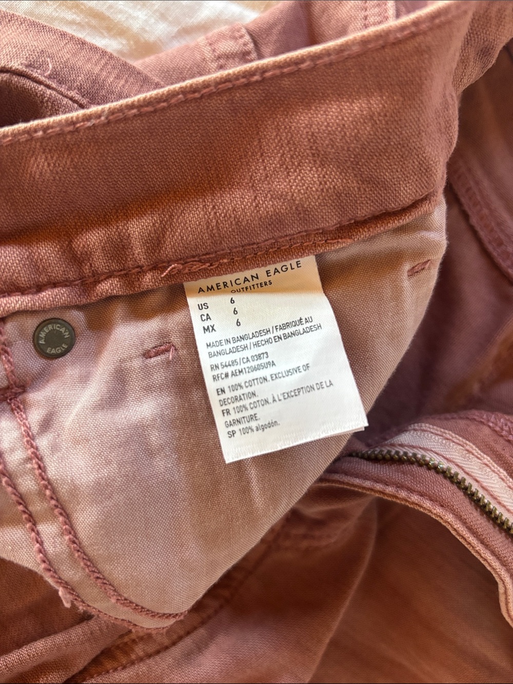 American Eagle Outfitters Rust Pink Distressed High-Rise Denim Shorts - Picture 3 of 4